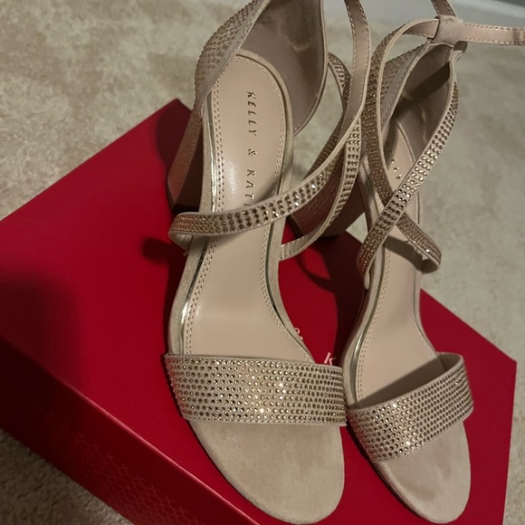 Kelly & Katie Women's Tan Strappy Heels - Picture 7 of 8